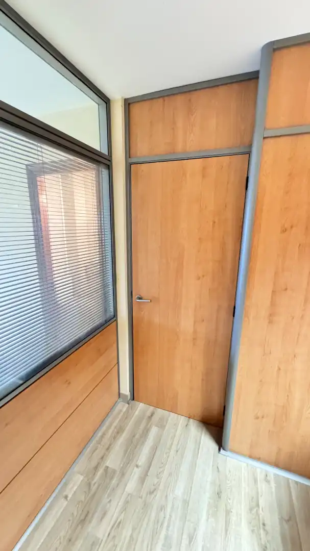 Büro zur Miete in Arteixo mit Terrasse, Möbliert und Balkon
