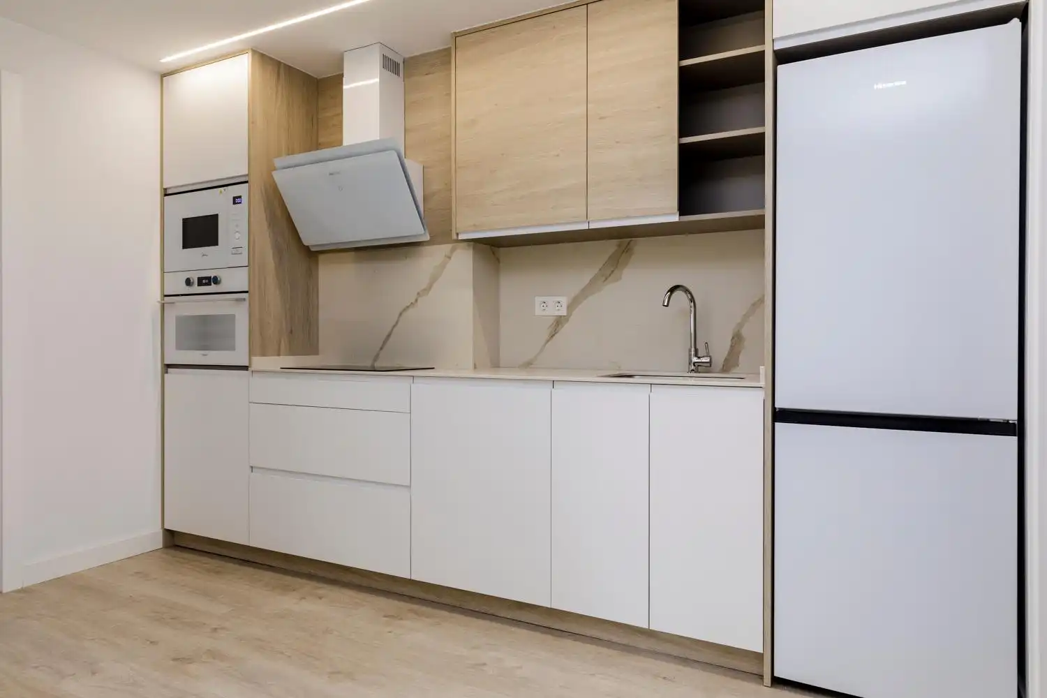 Kitchen of Flat for sale in Zaragoza  with Heating