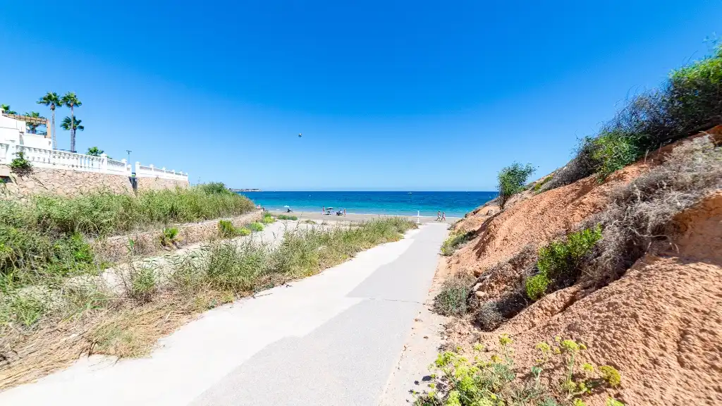 Exterior view of Houses for sale in Orihuela