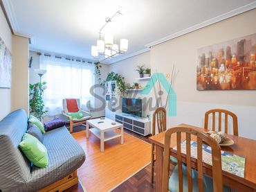 Flat with lift to rent in Calle de Antolín de la Fuente Cla