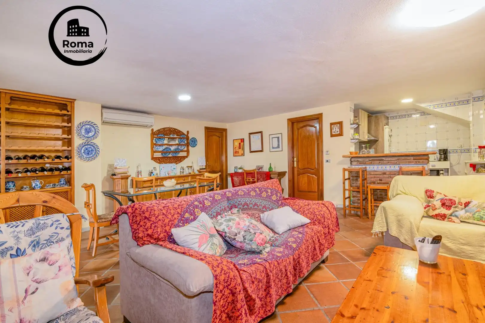 Sala de estar de Casa o chalet en venta en La Zubia con Calefacción, Jardín privado y Terraza
