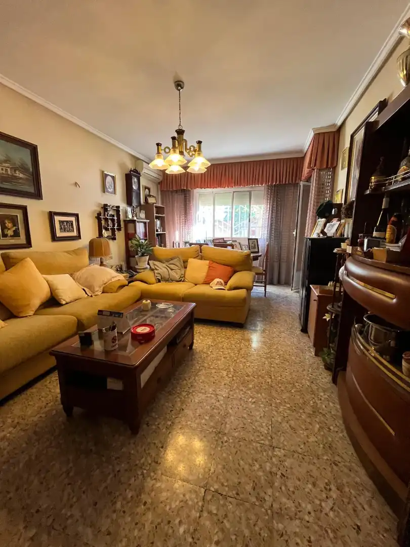 Living room of Flat for sale in Elda  with Air Conditioner and Furnished