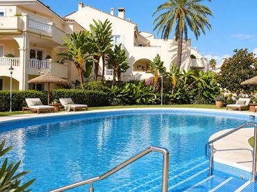 Apartamento con piscina en alquiler en Benamara - Atalaya