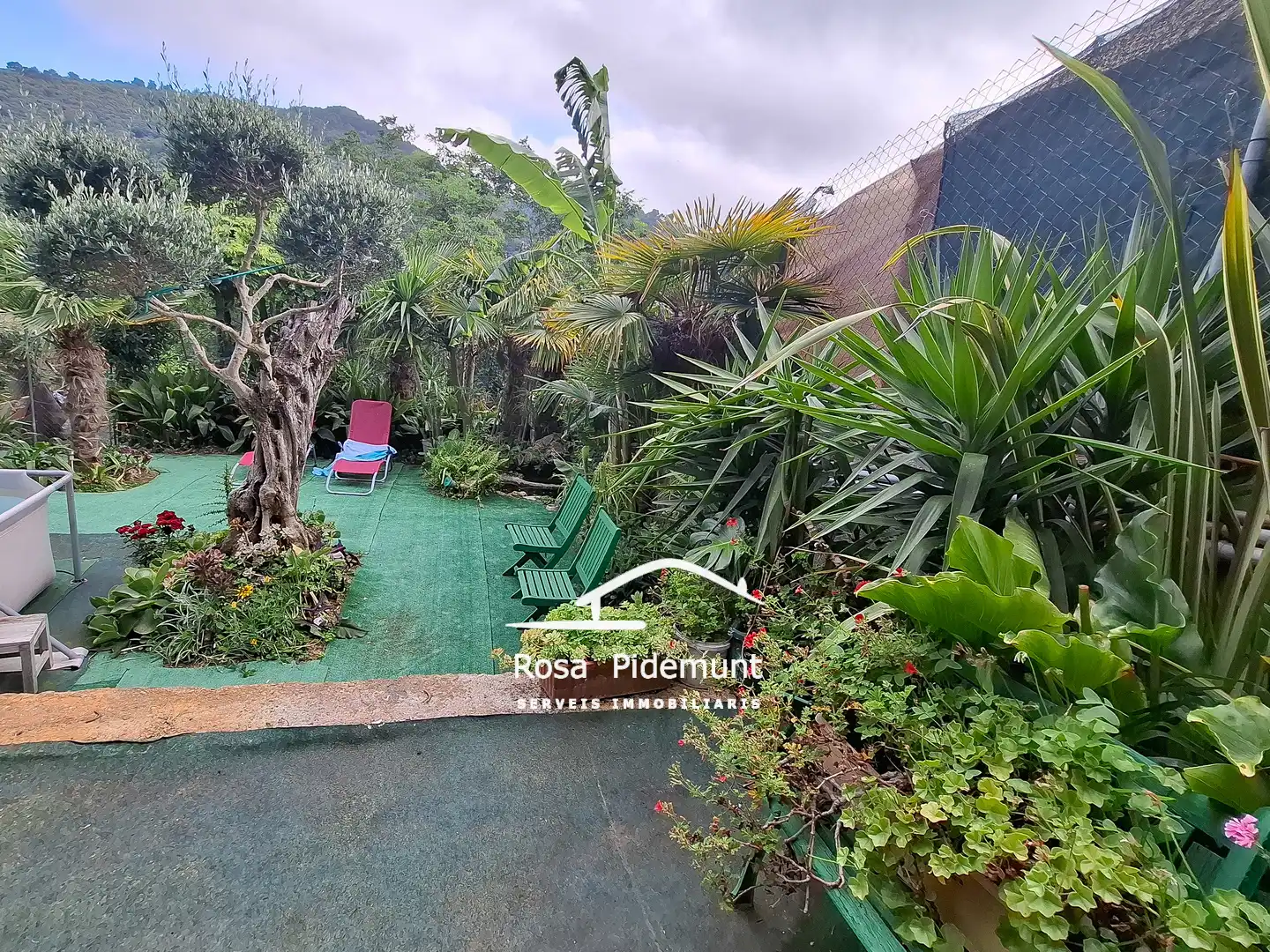 Reihenhaus mit Garten zum Verkauf in Avinguda de les Flors, imagen 45