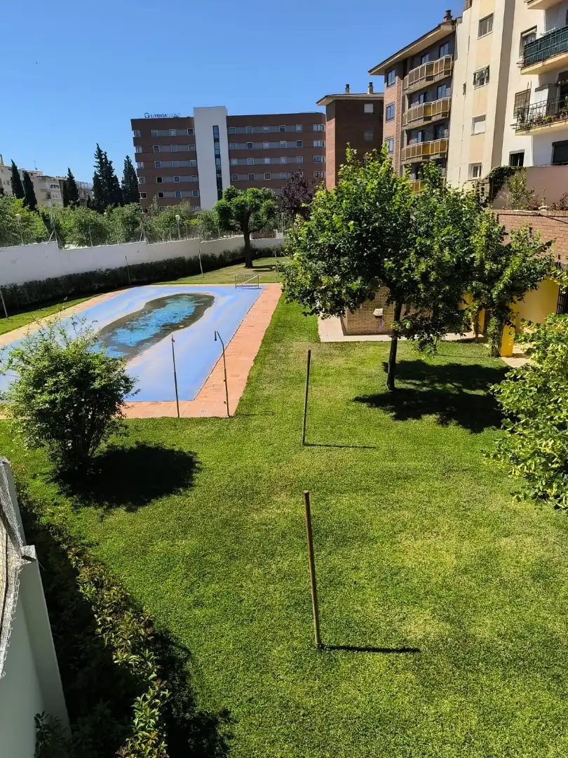 Wohnung zur Miete in Camino de Ronda, 212, Pajaritos