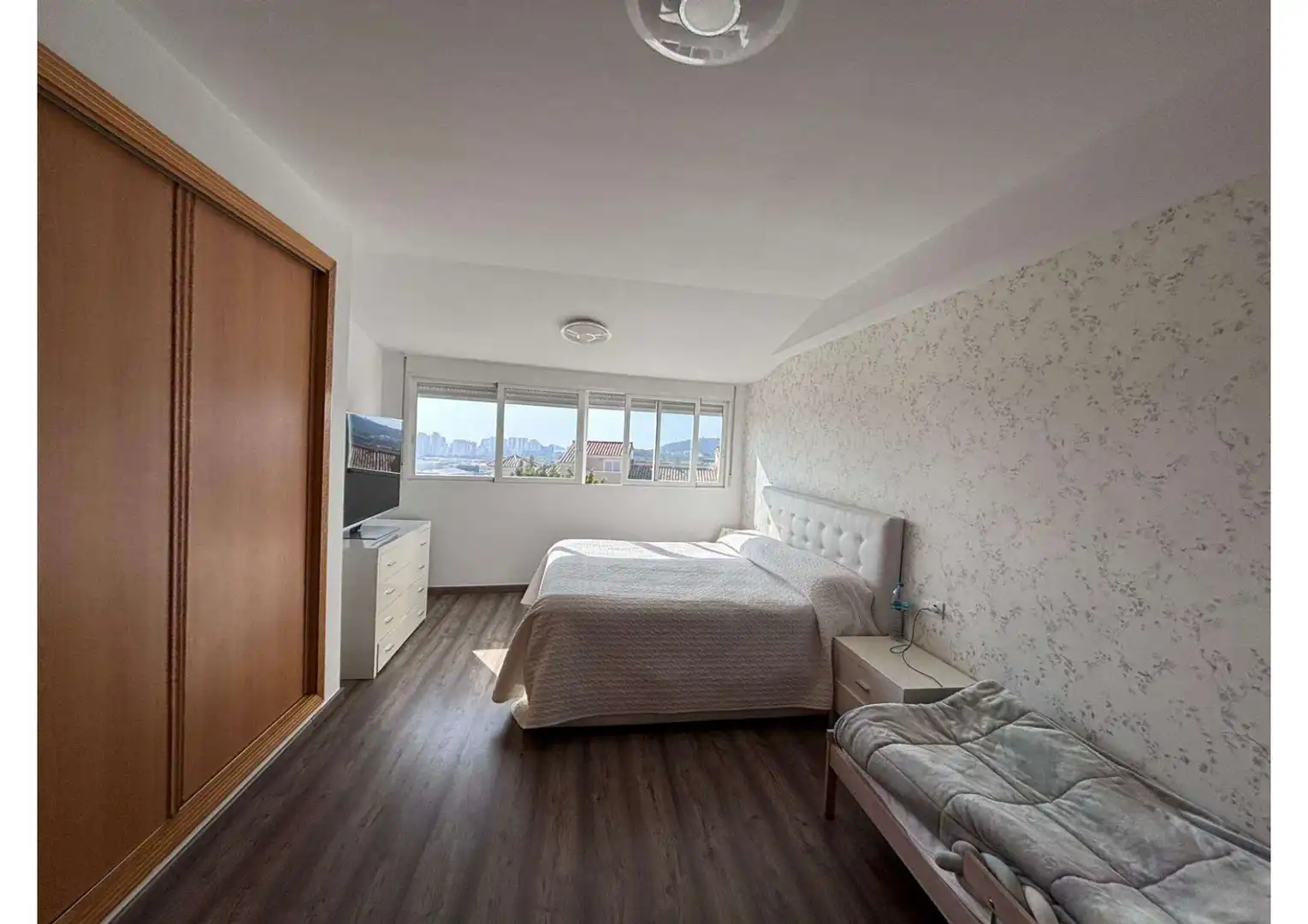 Casa aparellada en venda a Avda. Costa Blanca, imagen 7