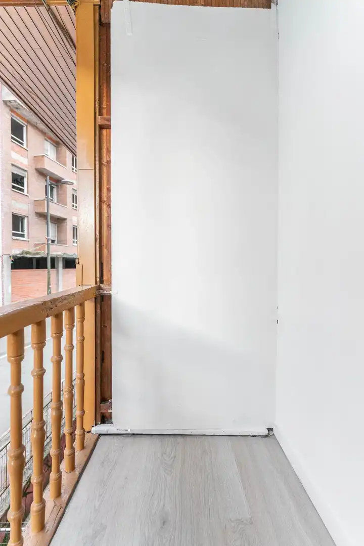 Terrassa de Casa o xalet en venda en Oviedo  amb Calefacció