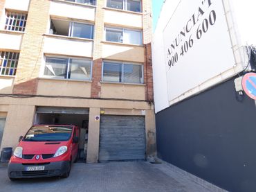 Local comercial de lloguer a Can Tiana