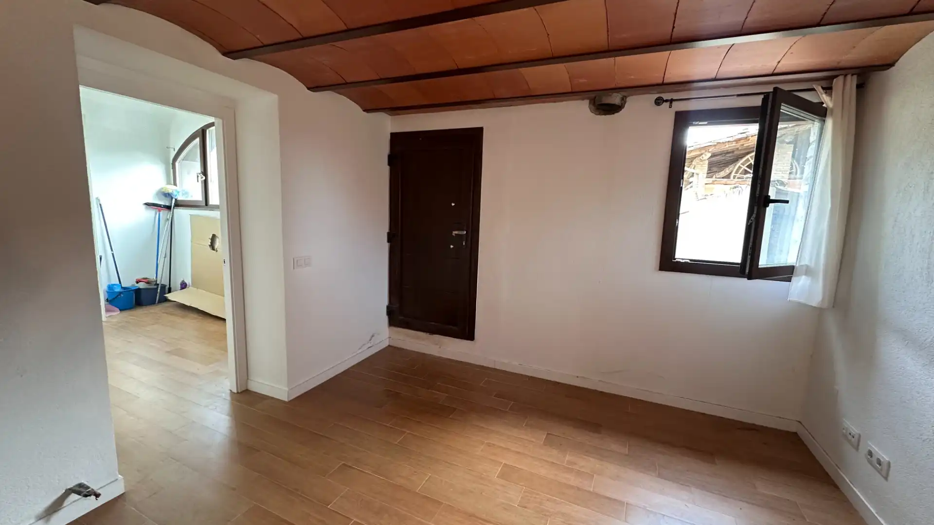 Houses for sale in La Vall de Bianya  with Heating, Private garden and Parquet flooring