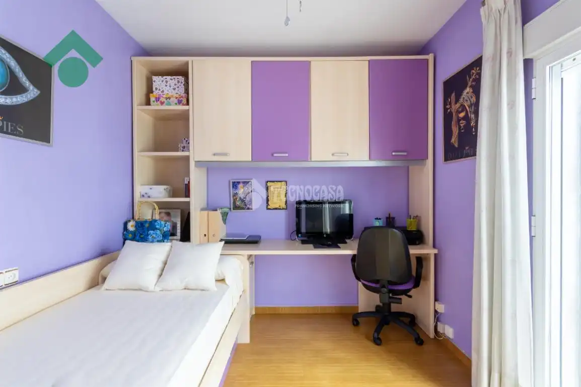 Schlafzimmer von Einfamilien-Reihenhaus zum Verkauf in Nueva Nerja