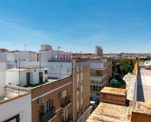 Exterior view of Building for sale in  Sevilla Capital