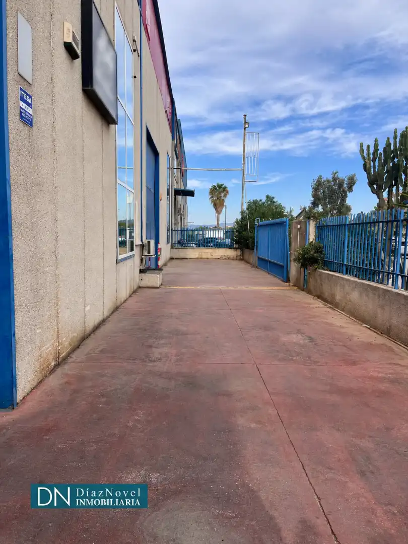 Nave industrial in affitto a Calle Eduardo Queipo de Llano Caballero 33, imagen 6