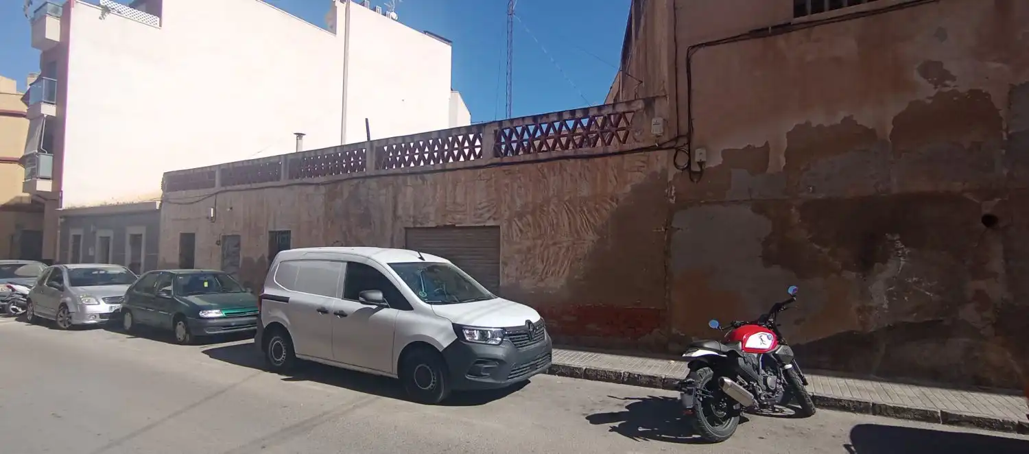 Casa adosada en venda a Crevillent, Alicante