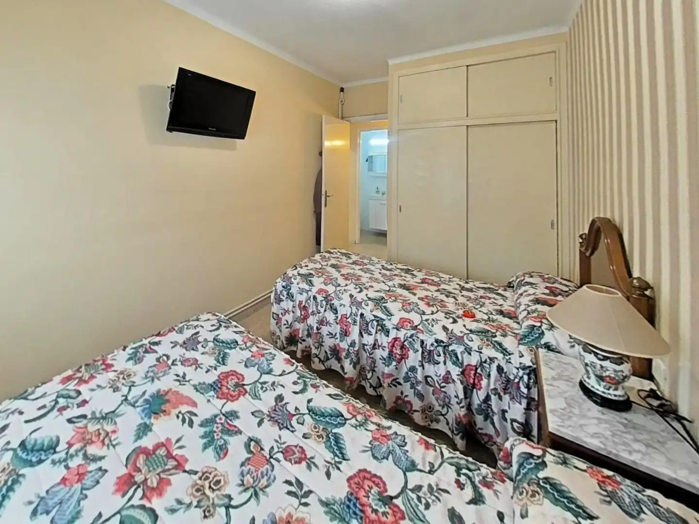 Bedroom of Flat for sale in Sabadell  with Air Conditioner, Heating and Storage room