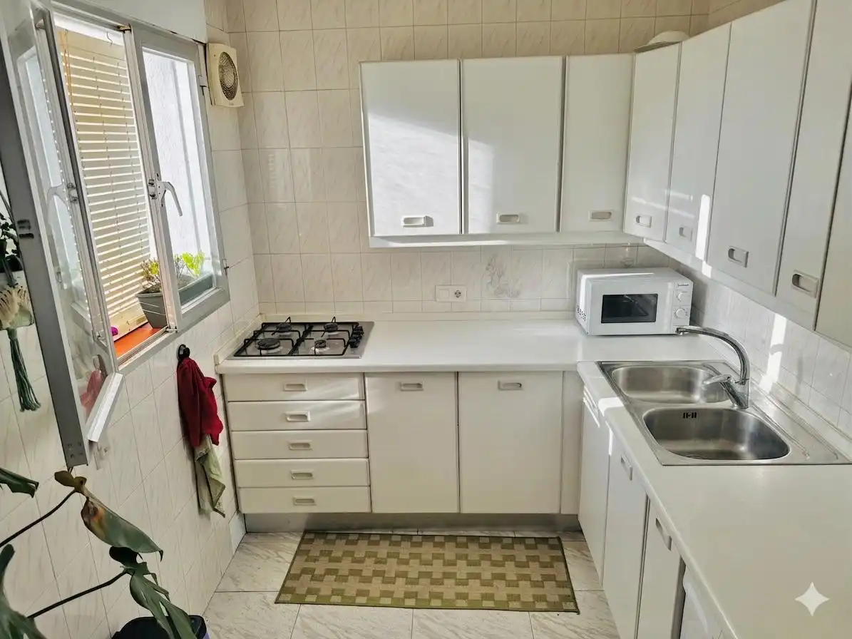 Cuina de Casa o xalet en venda en Frigiliana amb Aire condicionat, Calefacció i Jardí privat