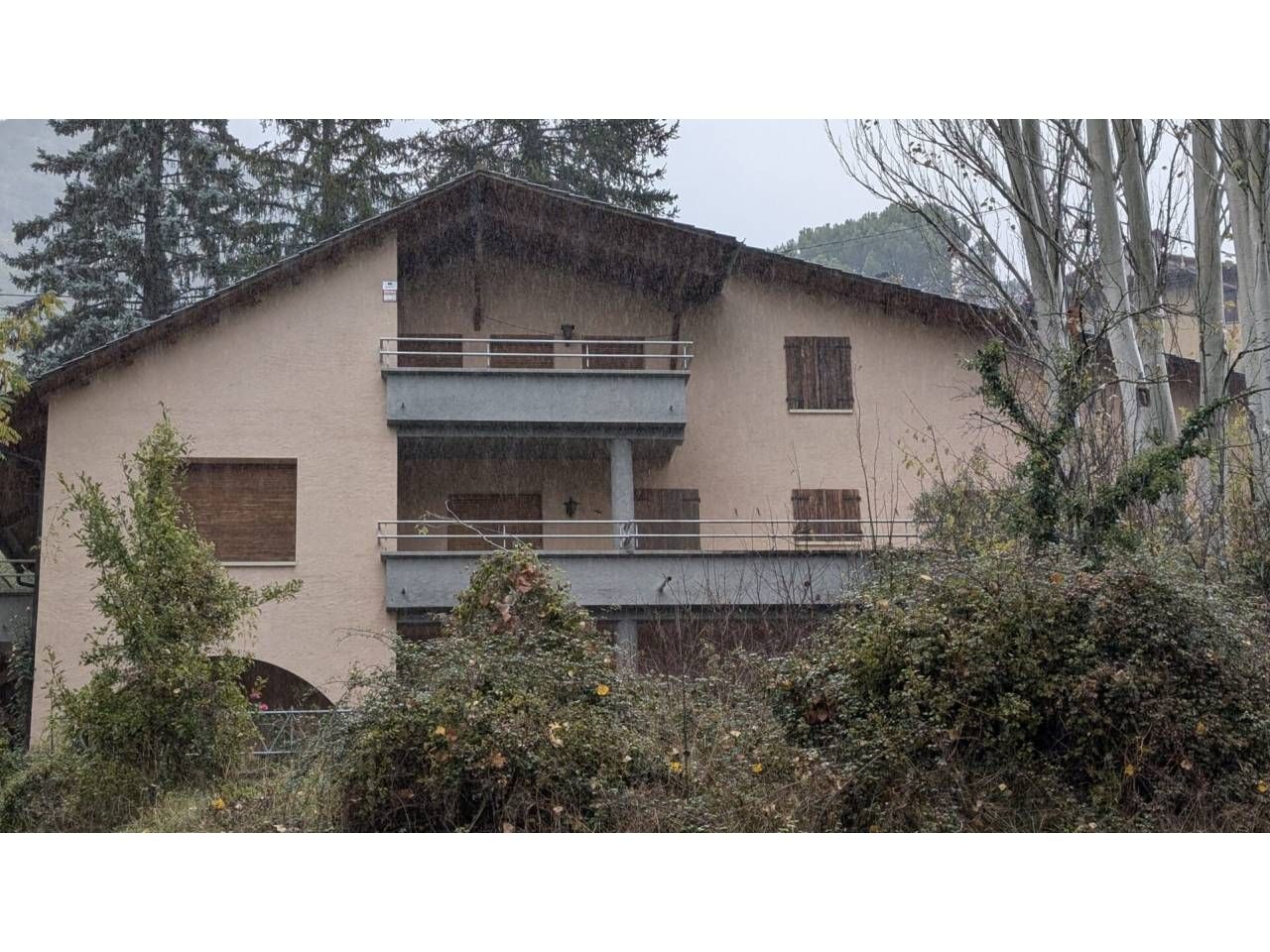 Exterior view of House or chalet for sale in Fígols i Alinyà  with Heating, Private garden and Terrace