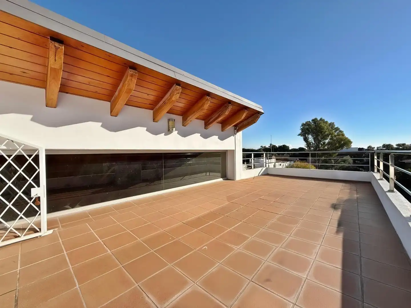 Terraza de Casa o chalet en venta en Castelldefels con Aire acondicionado, Calefacción y Jardín privado