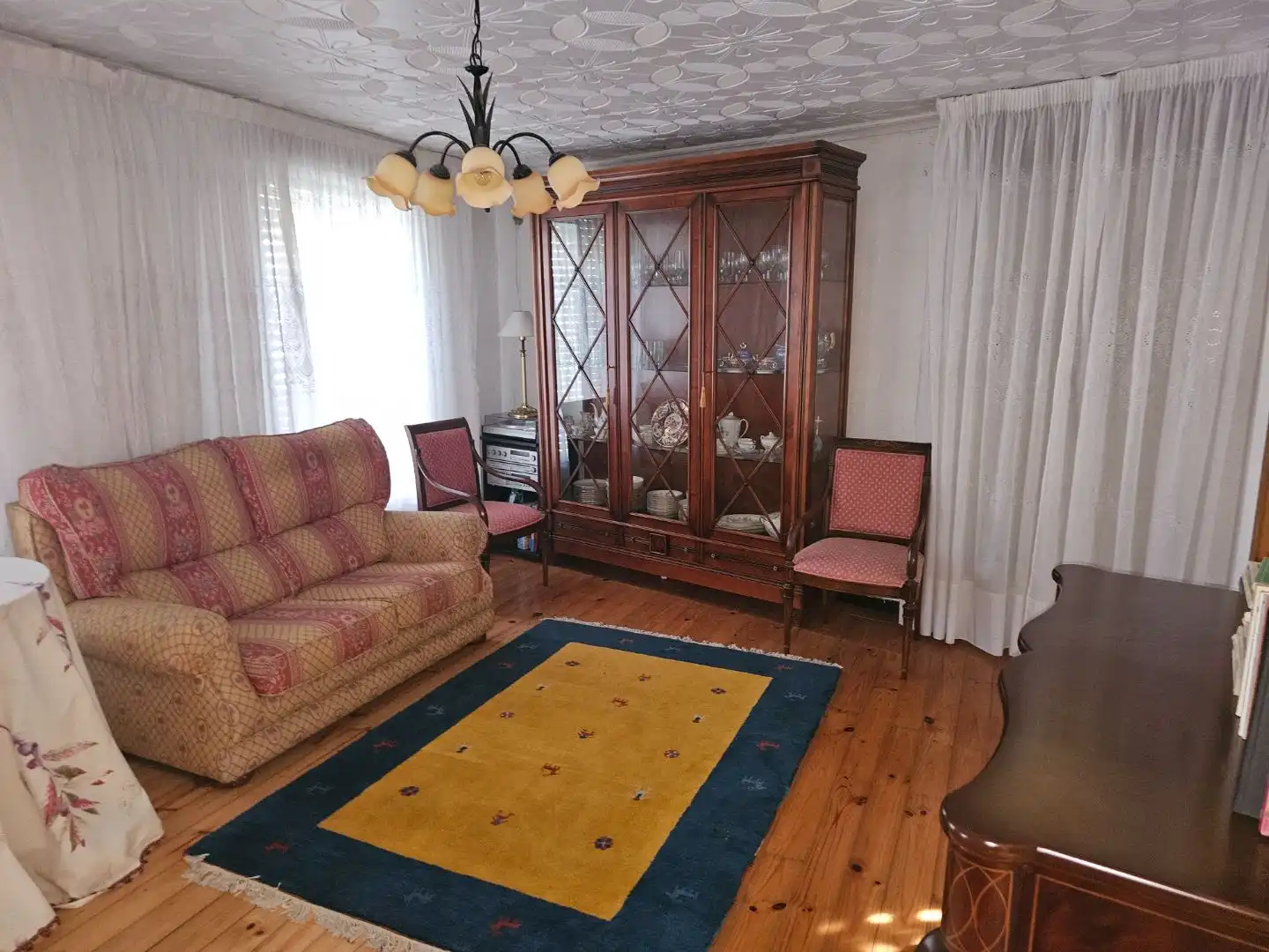 Sala de estar de Casa o chalet de alquiler en Trasmiras con Calefacción, Trastero y Amueblado
