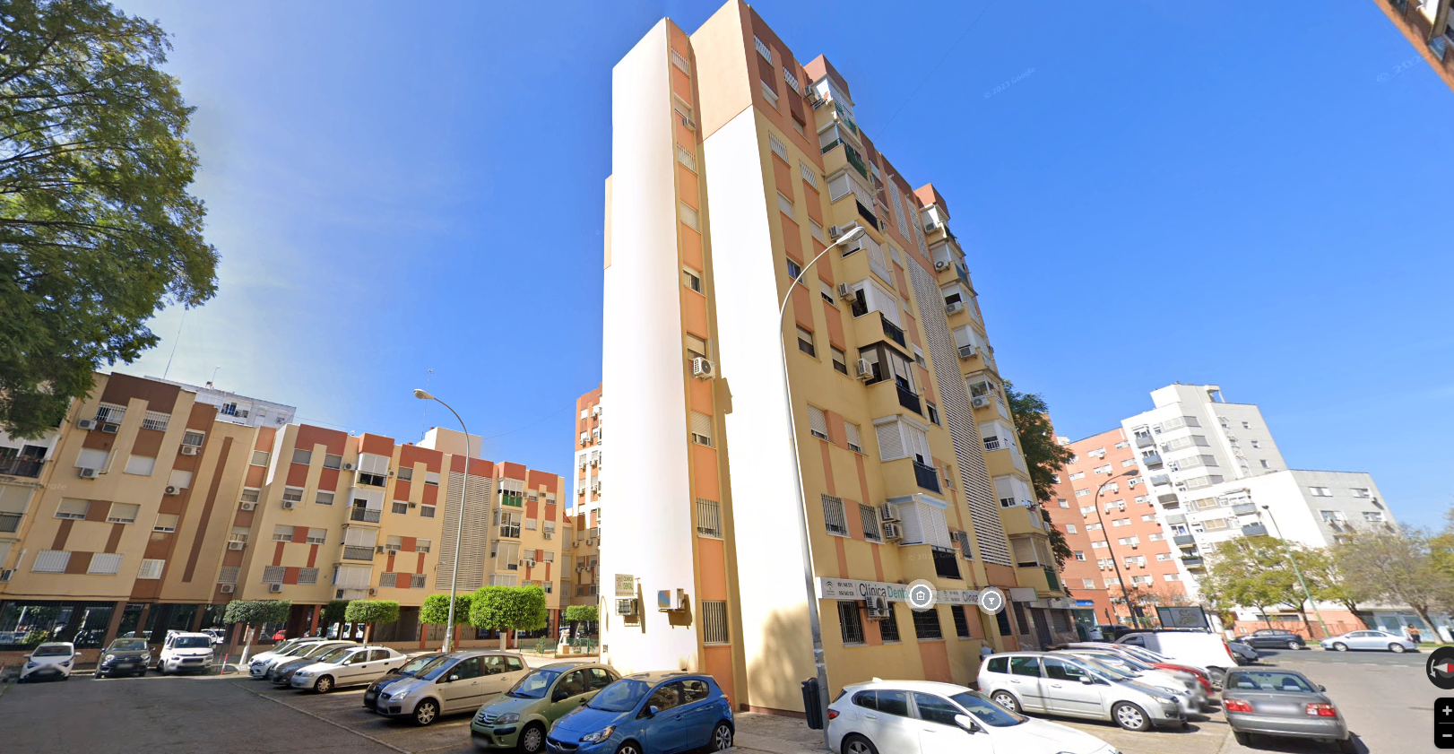 Vista exterior de Piso en venta en  Sevilla Capital
