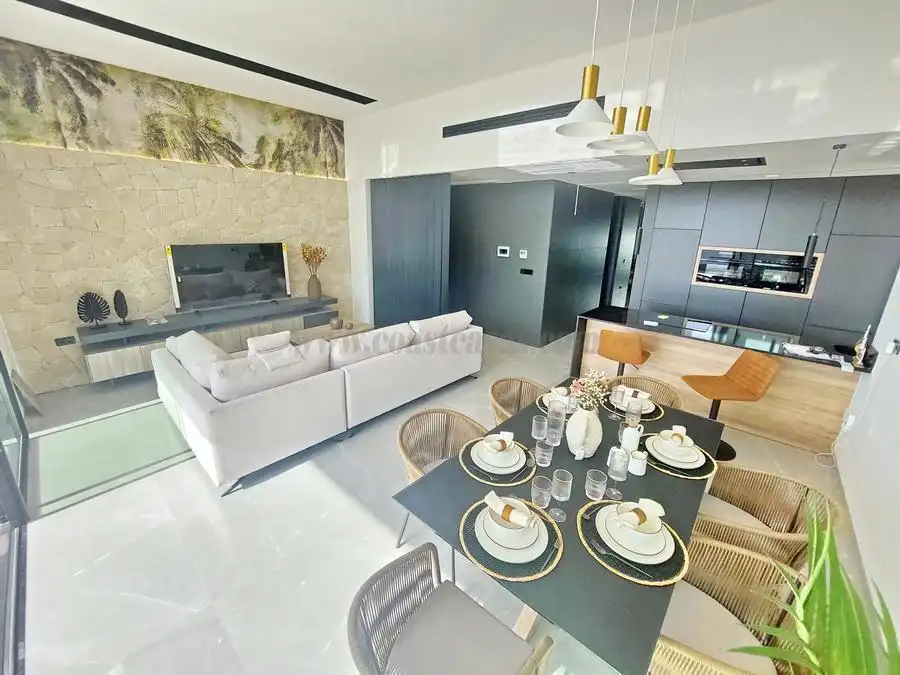 Villa avec piscine à vendre à Zona Carrefour - Urbanizaciones, imagen 7