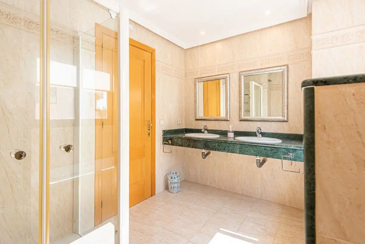 Apartamento con piscina en venta en Urbanización Lomas del Conde Luque 712, imagen 10
