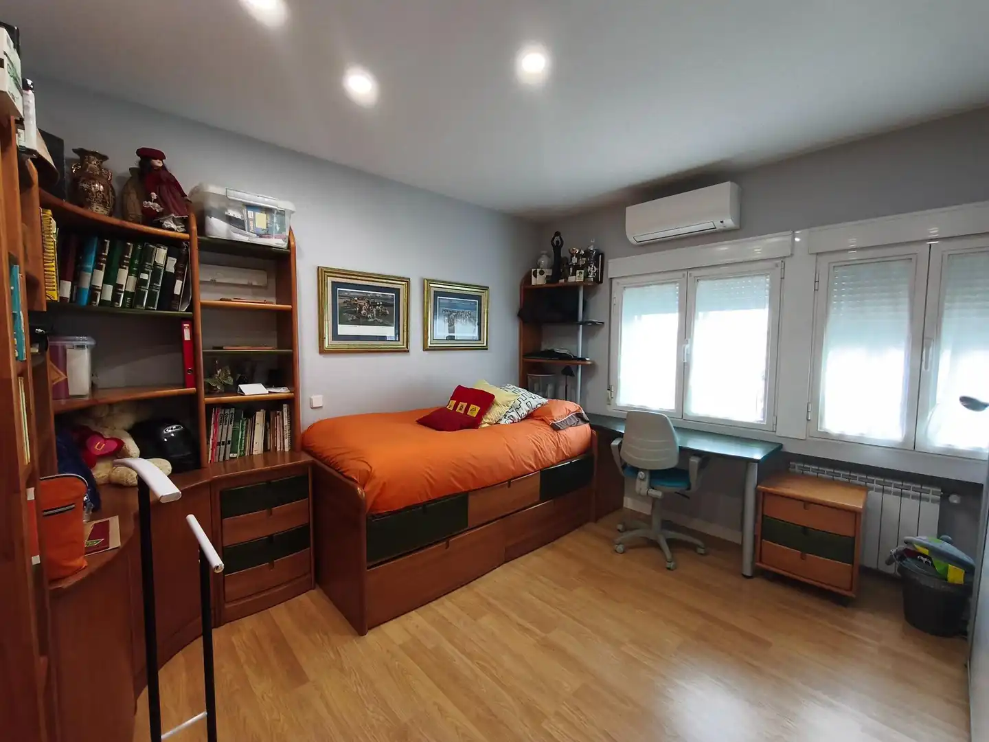 Habitación de Piso en venta en Madrid con Calefacción