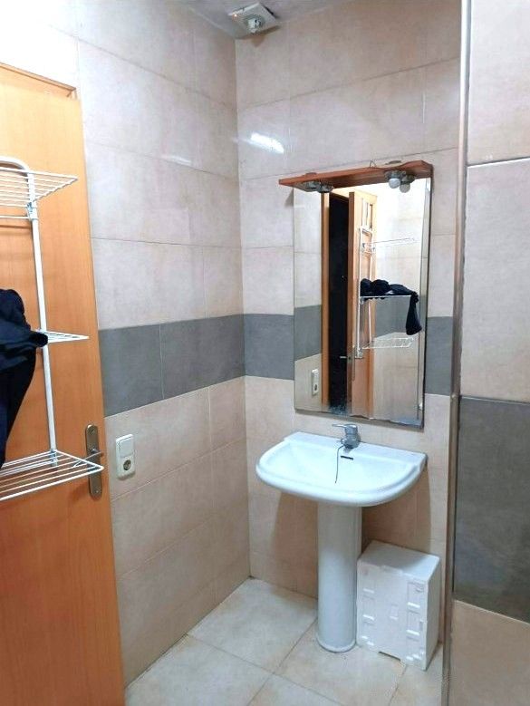 Bathroom of Flat for sale in Mataró