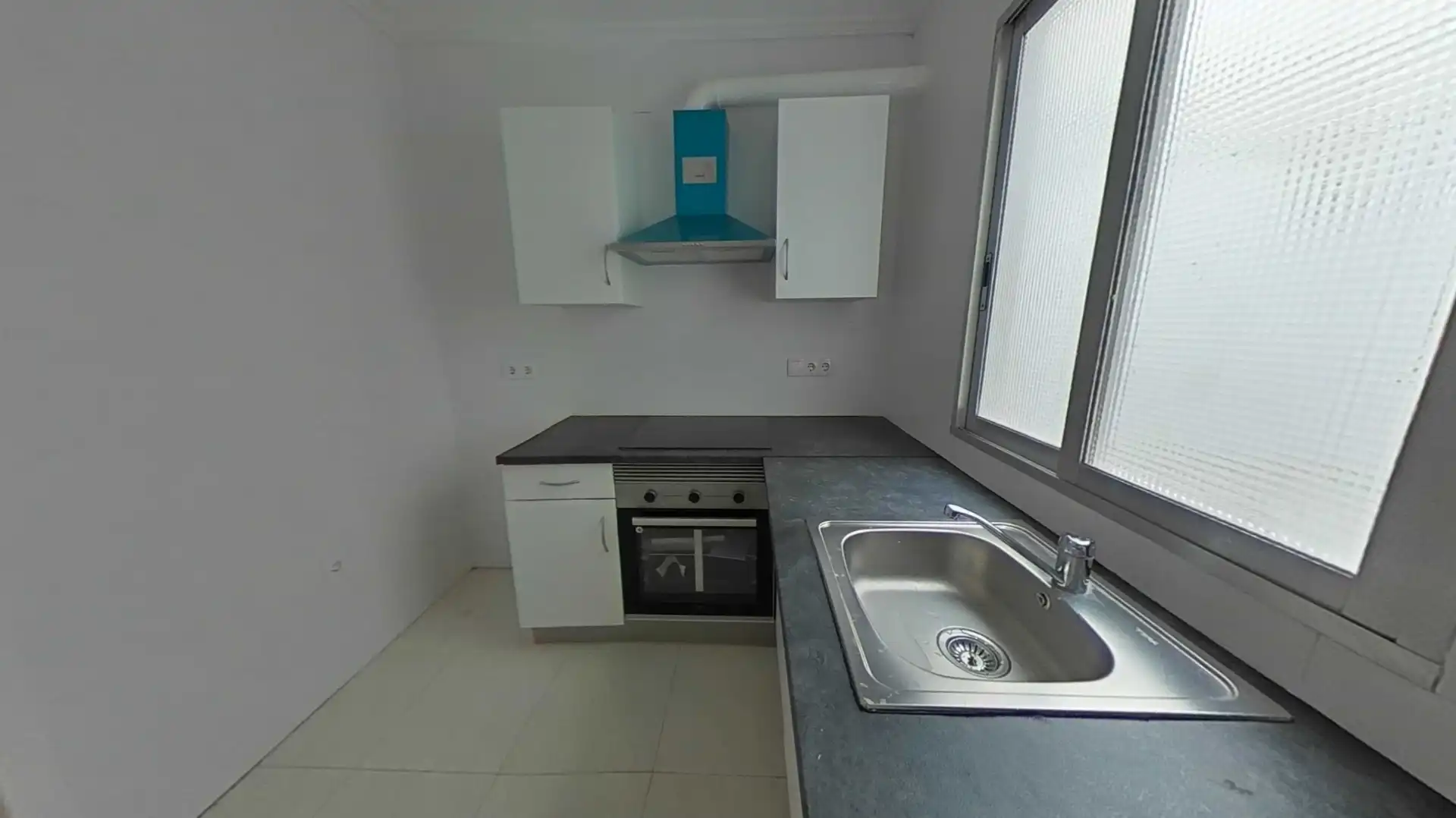 Cocina de Piso en venta en Valencia con Balcón