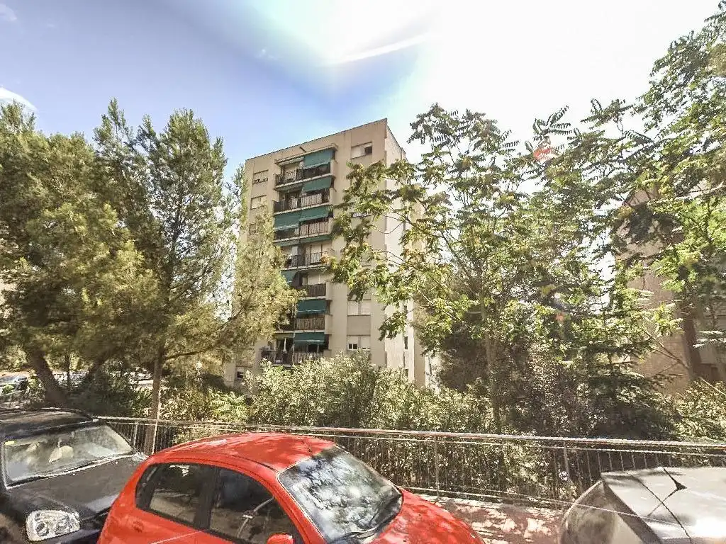 Vista exterior de Pis en venda en Barcelona