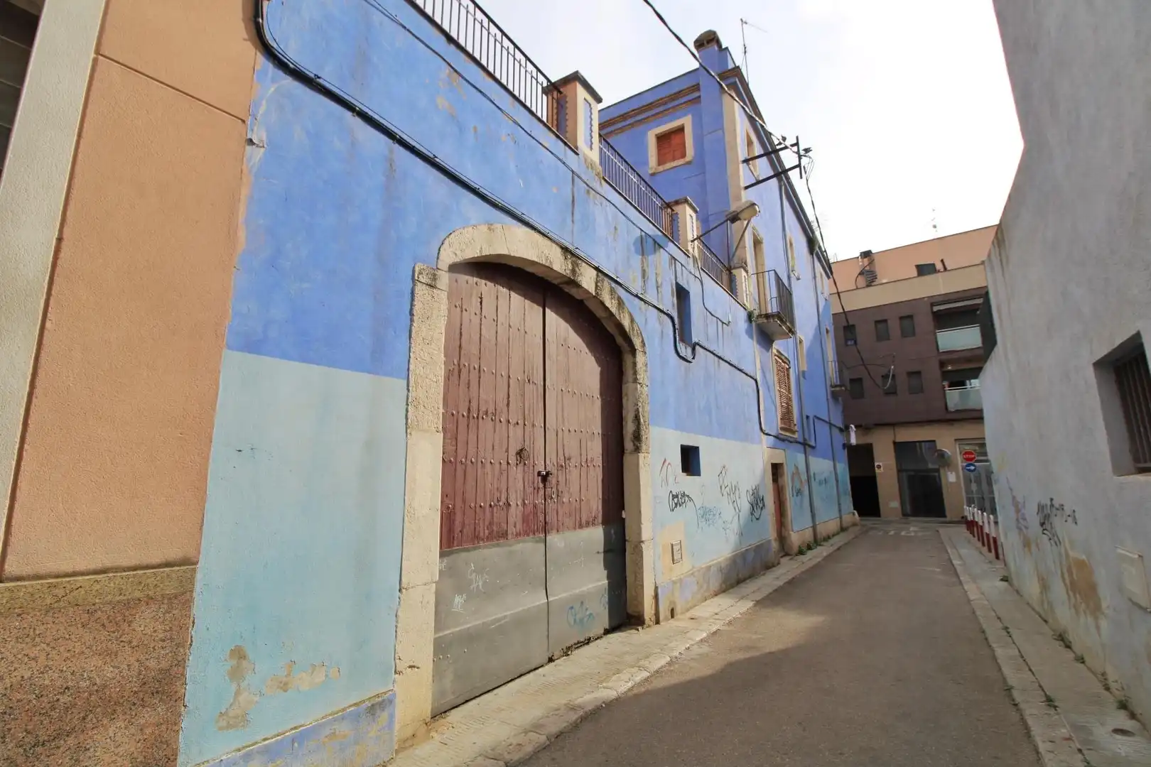 Exterior view of Houses for sale in El Vendrell  with Terrace