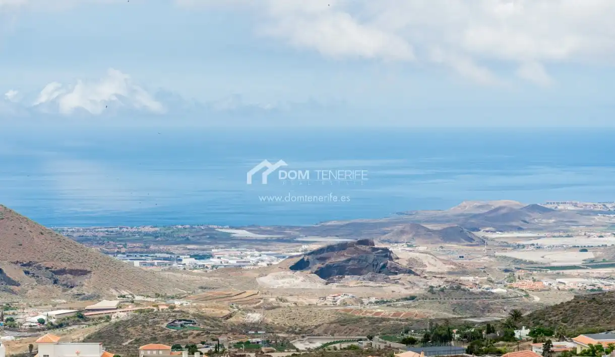 Vista exterior de Casa o chalet en venta en San Miguel de Abona con Terraza, Trastero y Horno