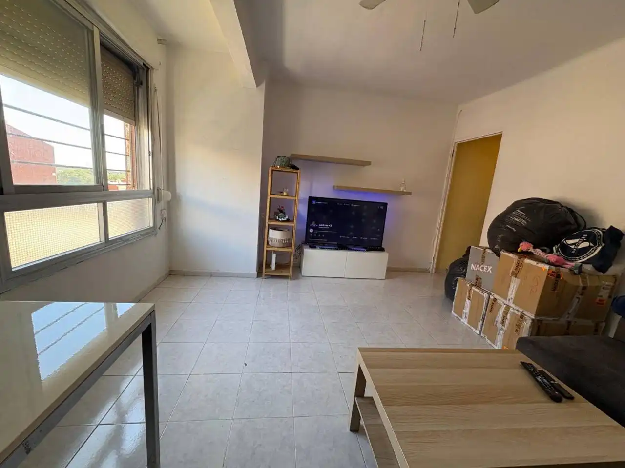 Flat for sale in Calle Borges Blanques, imagen 2