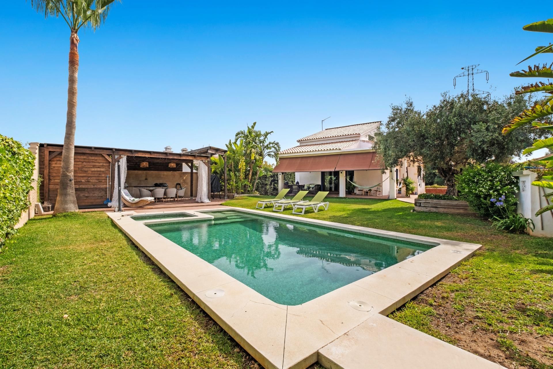 Garden of House or chalet for sale in Alhaurín de la Torre  with Air Conditioner, Terrace and Storage room