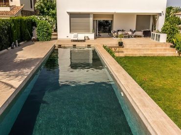 Xalet amb piscina en venda a Norte-Sierra