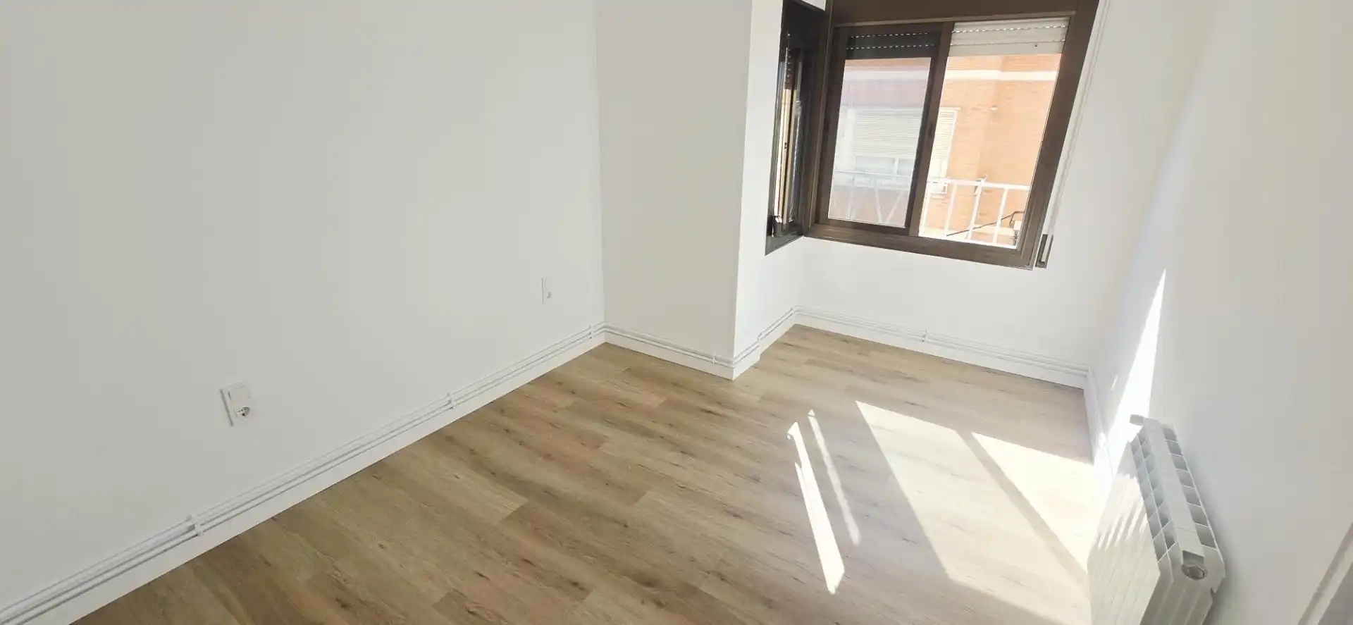Dormitori de Pis en venda en Terrassa amb Calefacció i Parquet