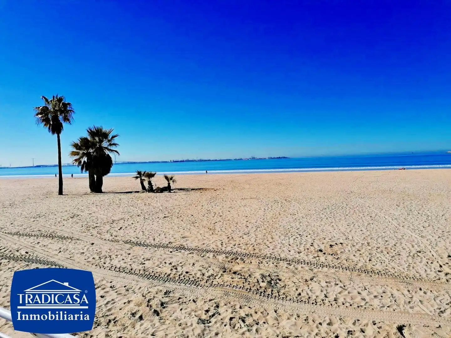 Flat with lift for sale in Valdelagrana, imagen 2