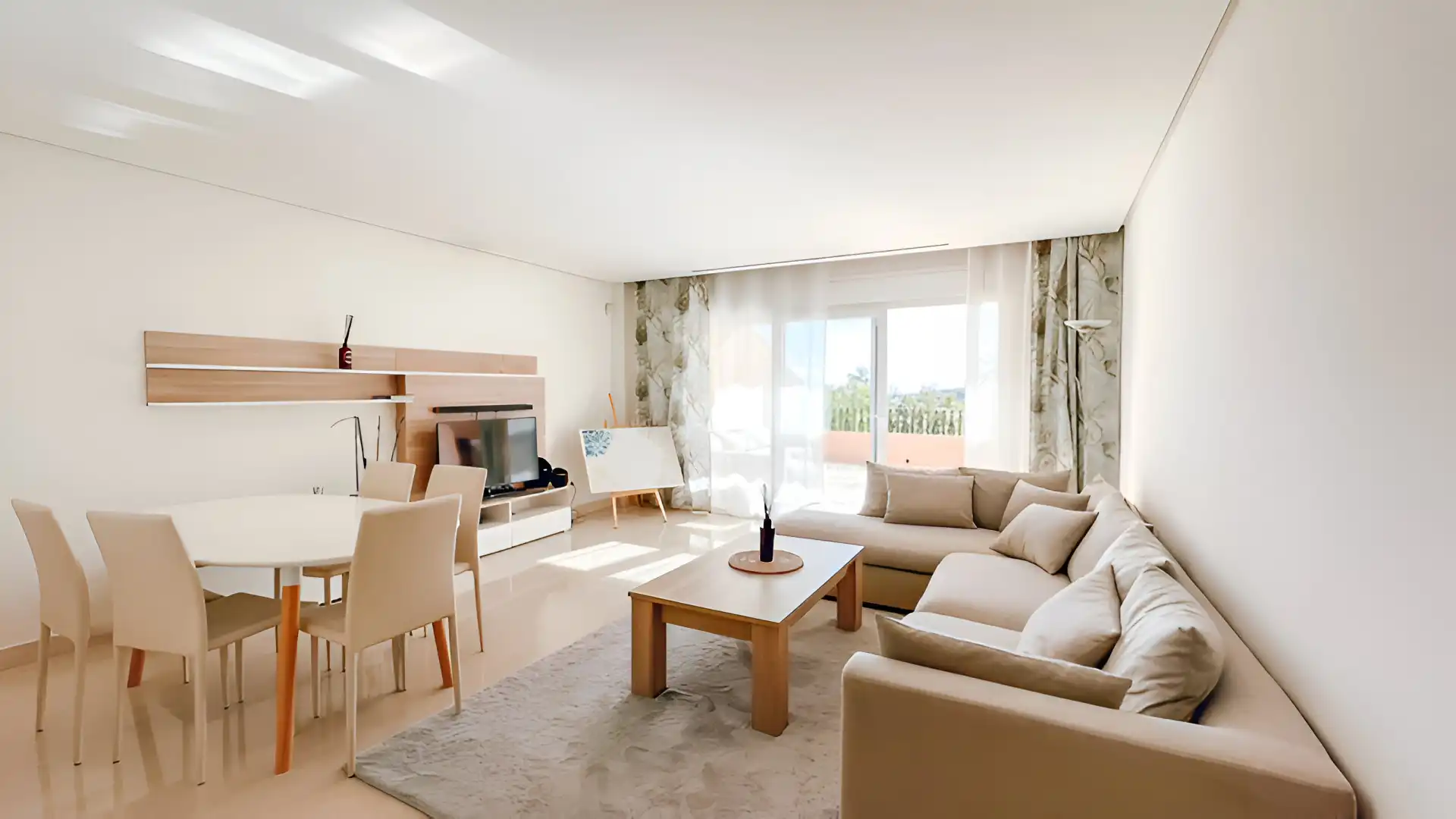 Apartamento con piscina en venta en Marbella Centro, imagen 5