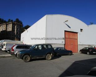 Vista exterior de Nau industrial en venda en Laudio / Llodio