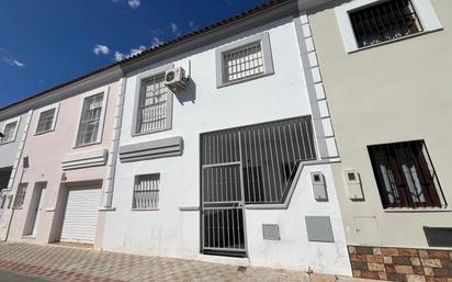 Casa o xalet en venda a Las Torres - Constelaciones  , Utrera Ciudad , Utrera