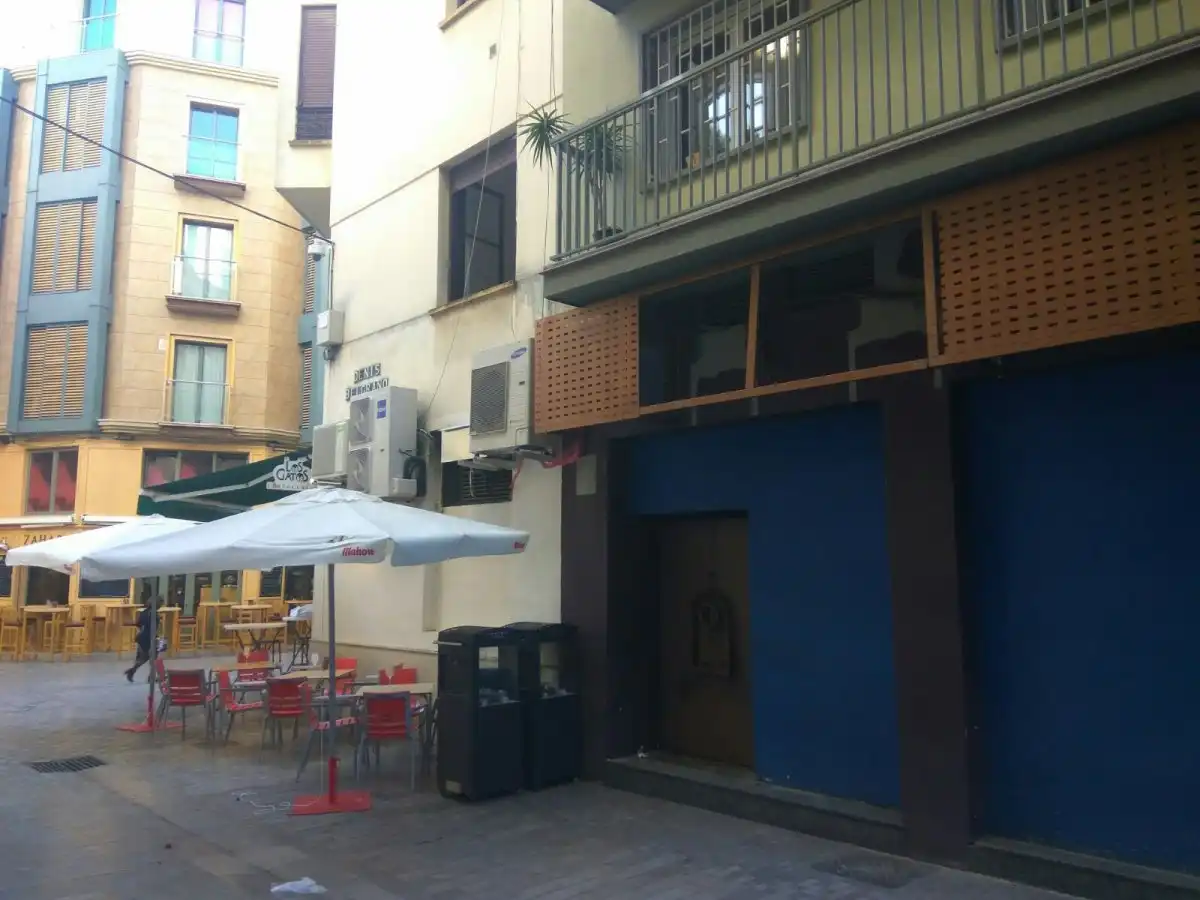 Local comercial en venta en Centro, imagen 2