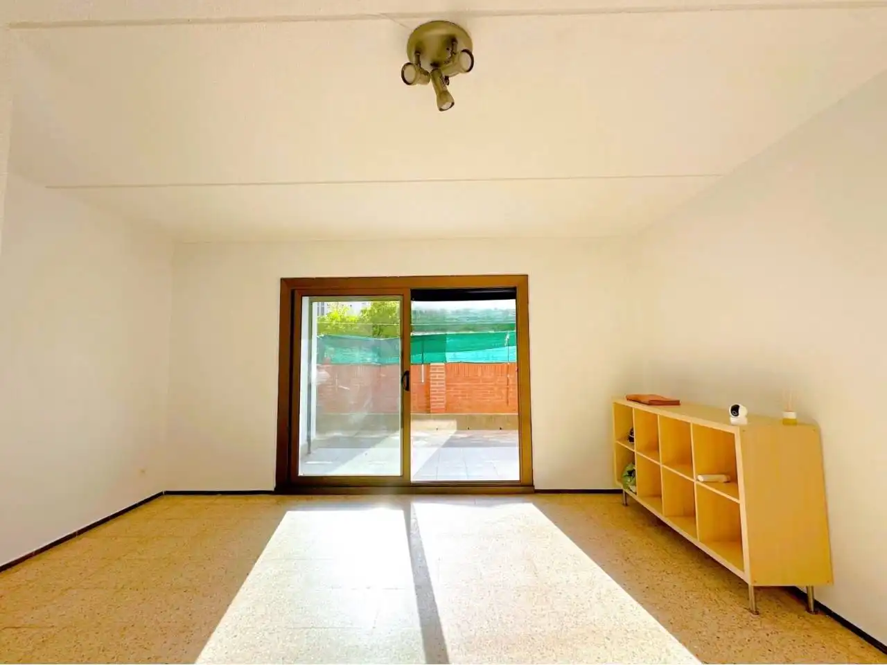 Flat for sale in Cerdanyola del Vallès  with Heating, Private garden and Terrace
