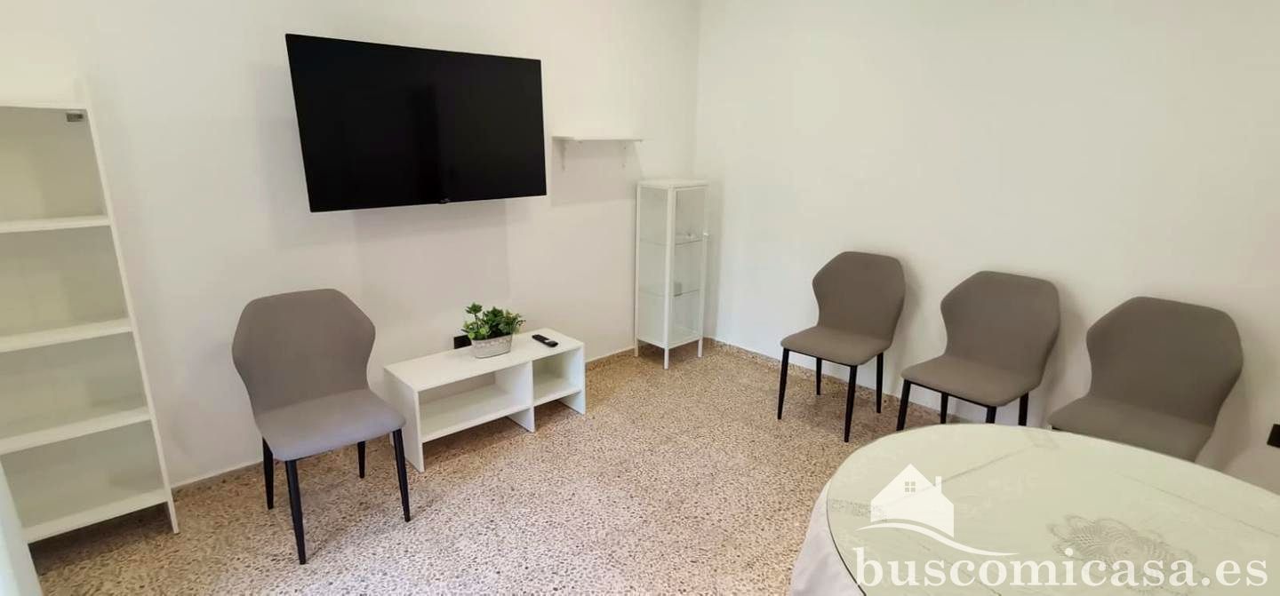 Sala de estar de Piso de alquiler en Linares con Aire acondicionado, Terraza y Amueblado