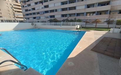 Piscina de Pis en venda en Roquetas de Mar amb Terrassa