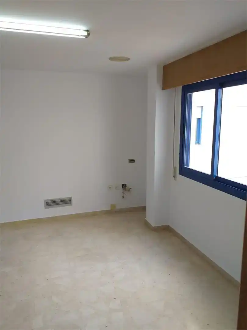 Office for sale in Oliva pueblo