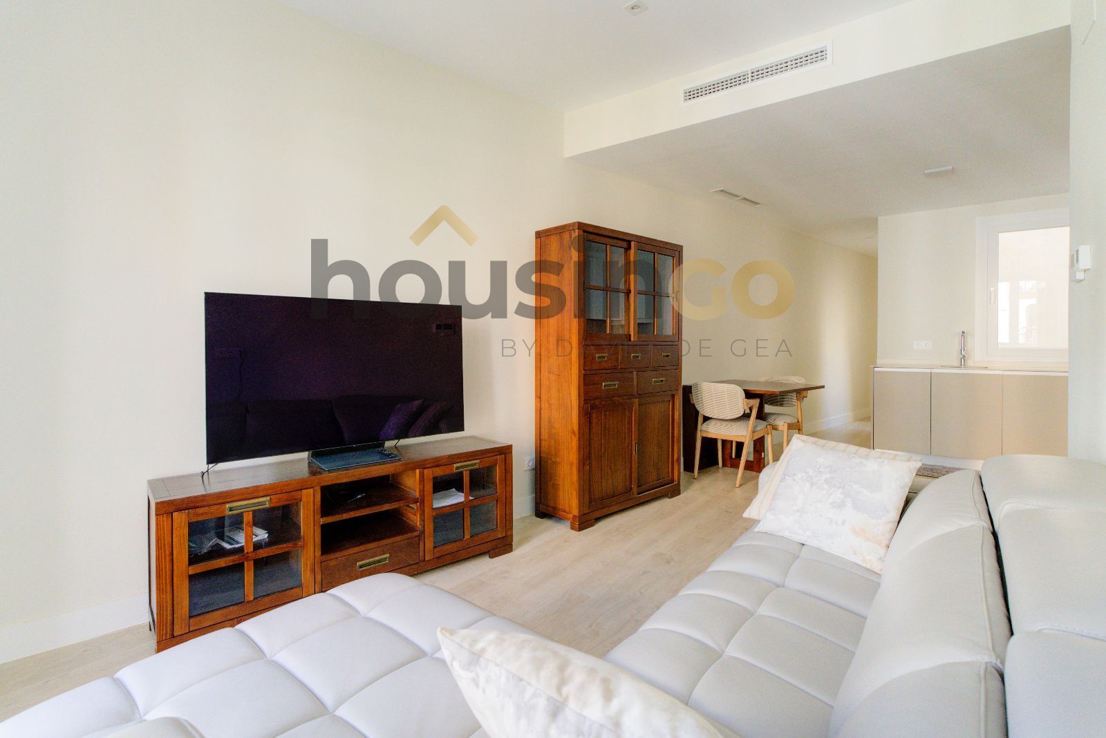 Living room of Flat for sale in  Madrid Capital  with Air Conditioner, Heating and Terrace