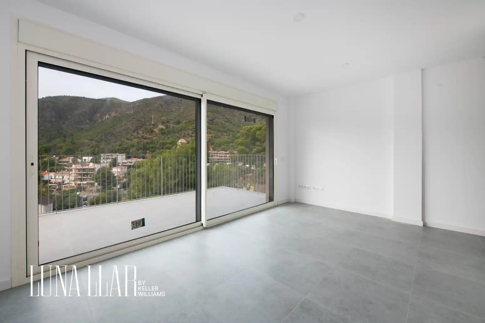 Bedroom of Houses for sale in Castelldefels