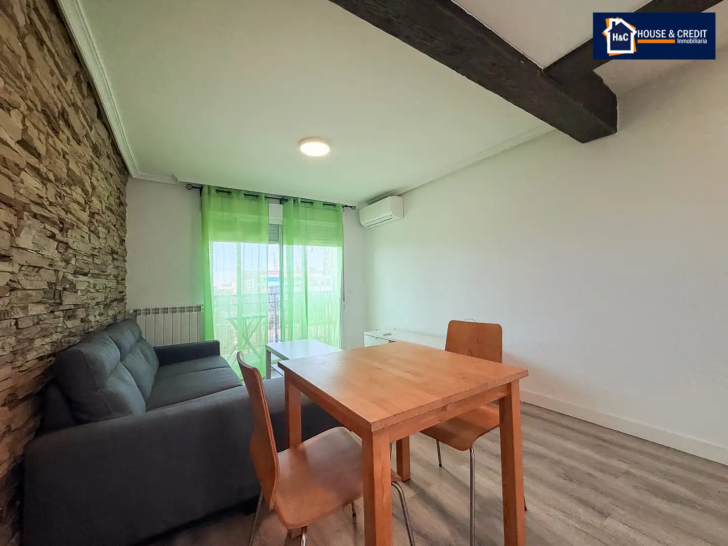 Living room of Flat for rent in Leganés  with Air Conditioner, Heating and Terrace