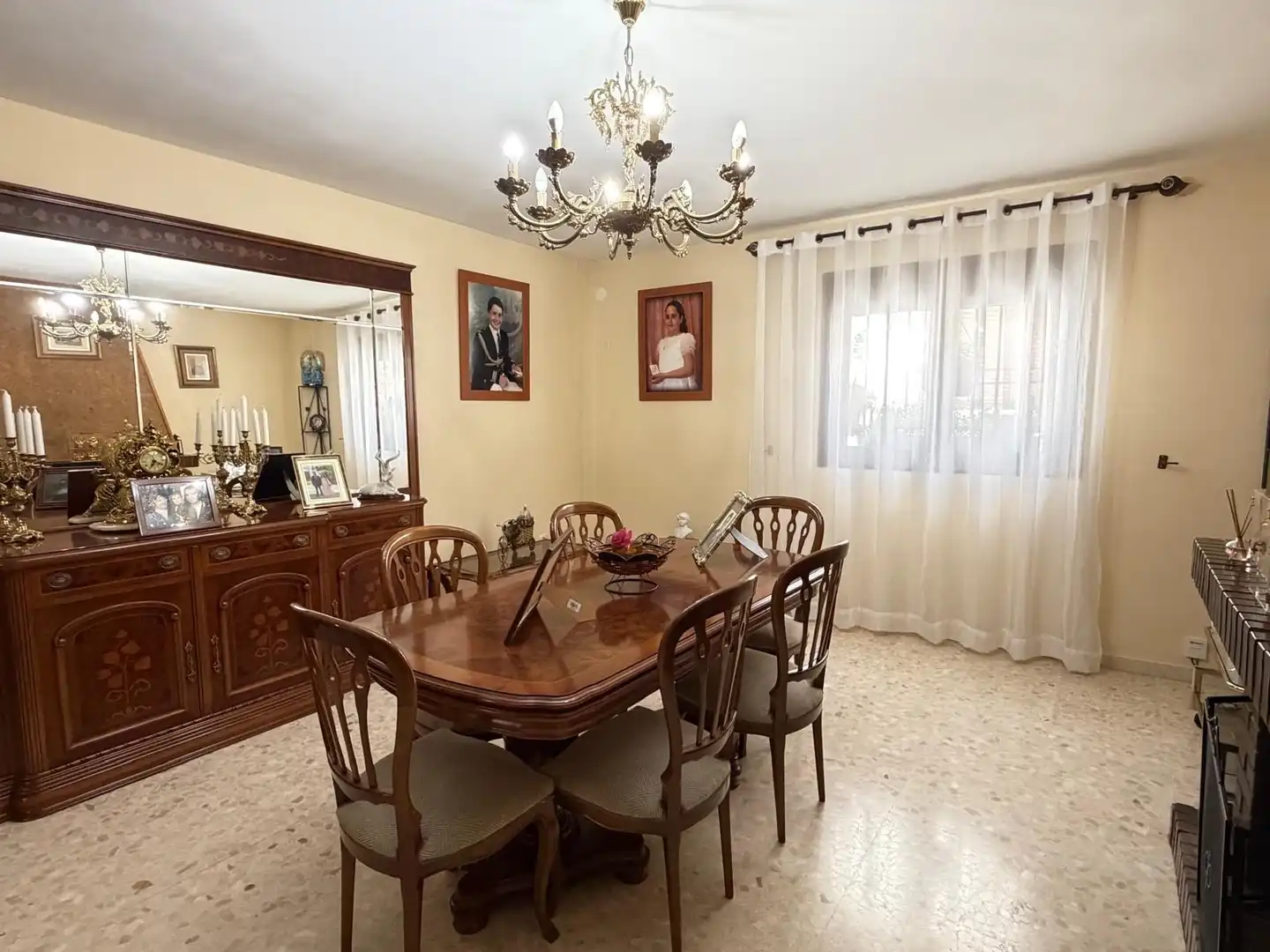 Comedor de Piso en venta en Antequera con Calefacción y Terraza