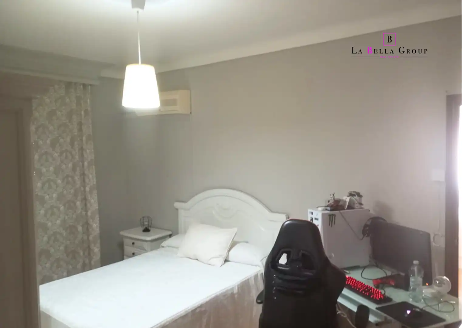 Dormitori de Casa o xalet en venda en Mollina amb Aire condicionat i Terrassa