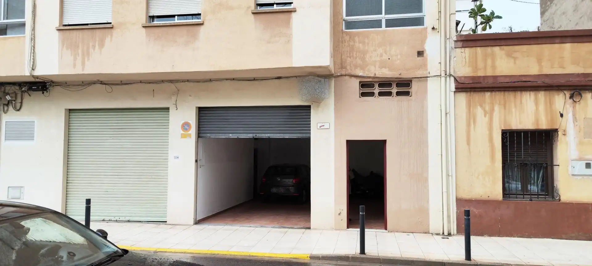 Local comercial de lloguer a Este